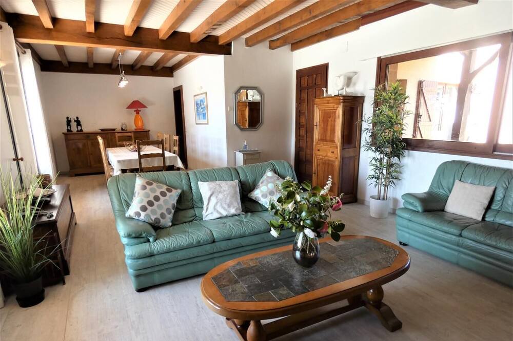 Photo of Livingroom in Prechacq-les-Bains