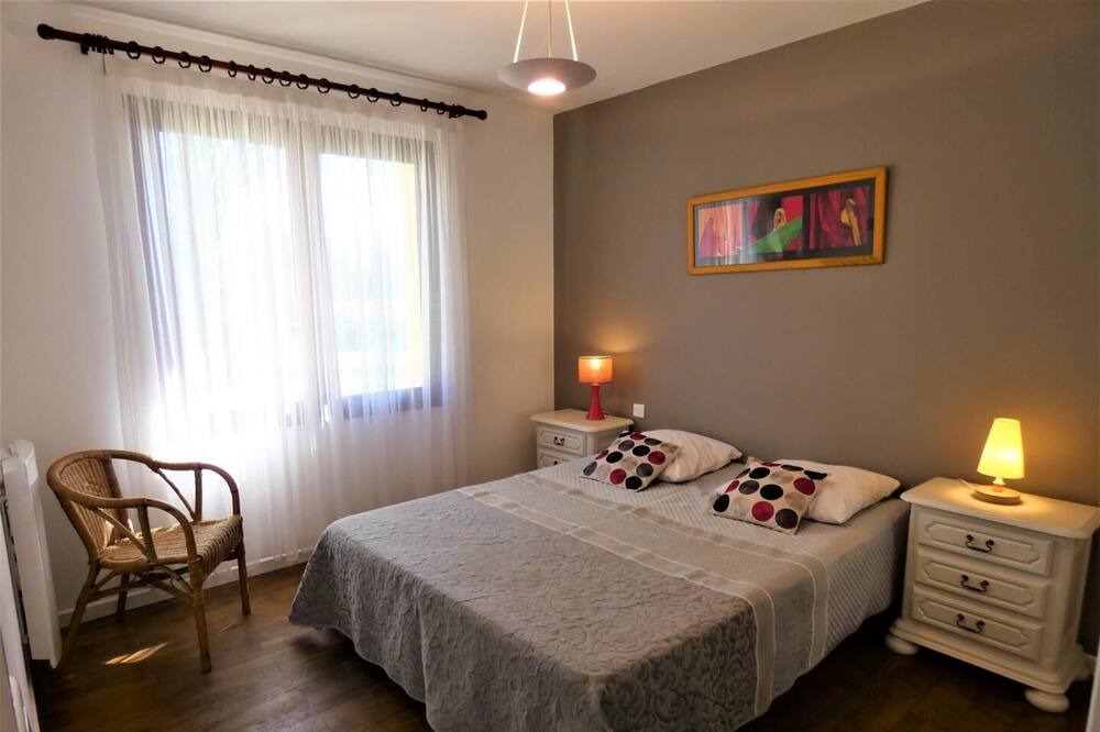 Photo of Bedroom in Prechacq-les-Bains