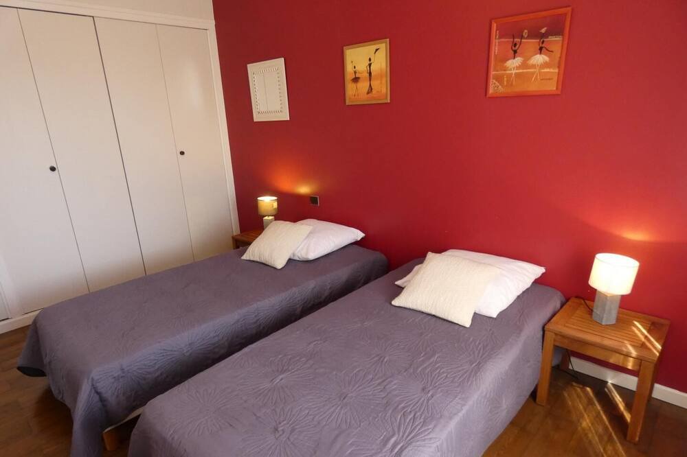 Photo of Bedroom in Prechacq-les-Bains