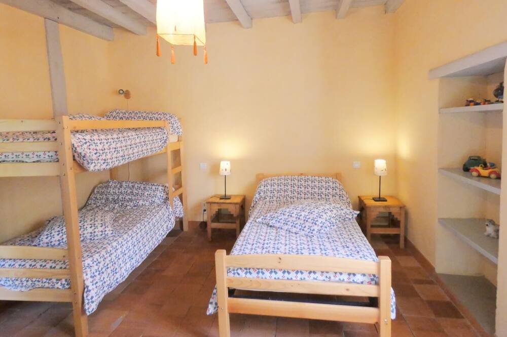 Photo of Bedroom in Meilhan