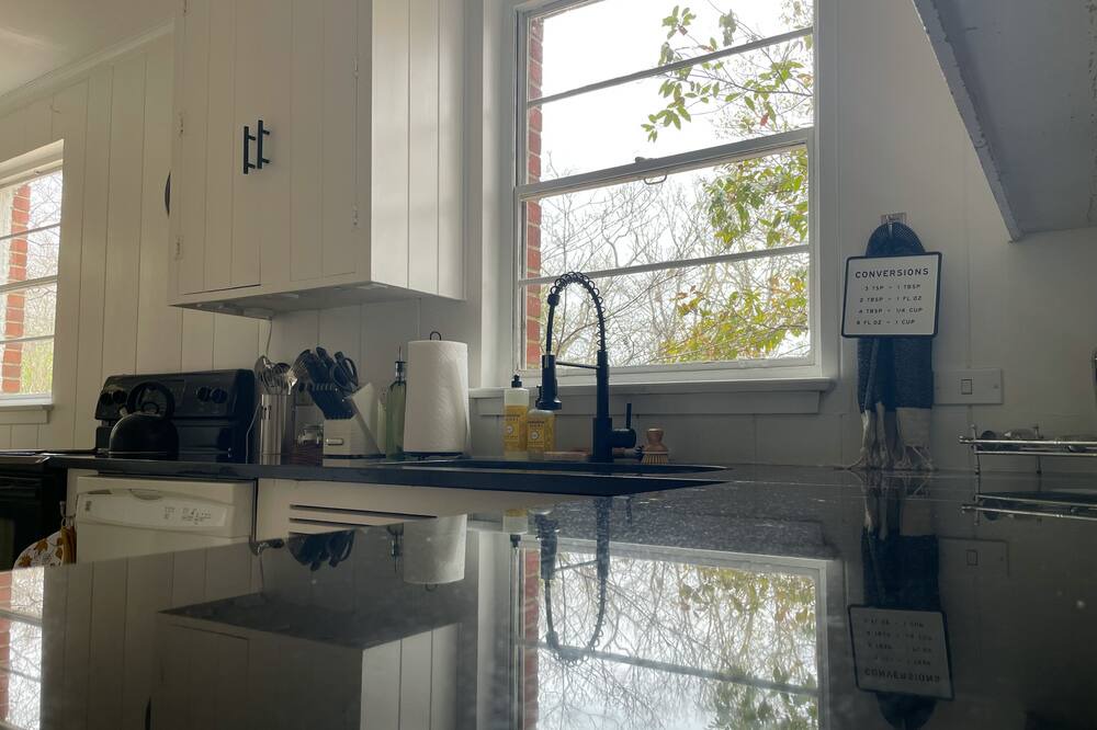 Photo of Kitchen in West Meade