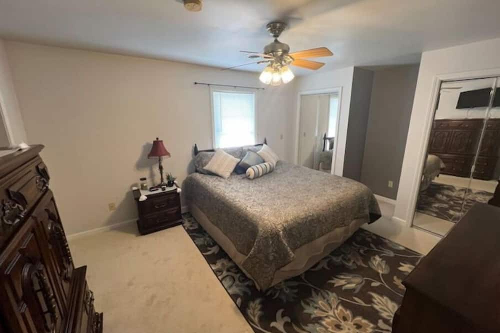 Photo of Bedroom in Corbin