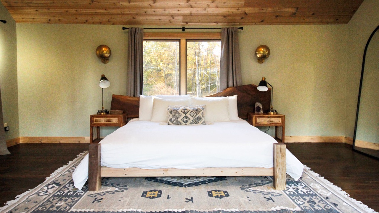 Photo of Others in Columbia