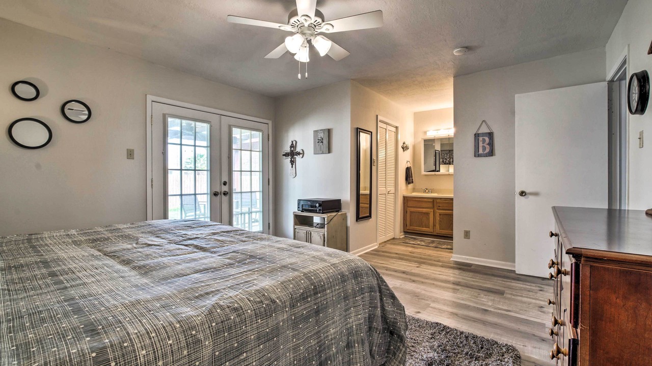 Photo of Others in Villa West