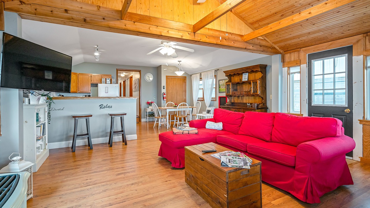 Photo of Livingroom in Crystal Beach