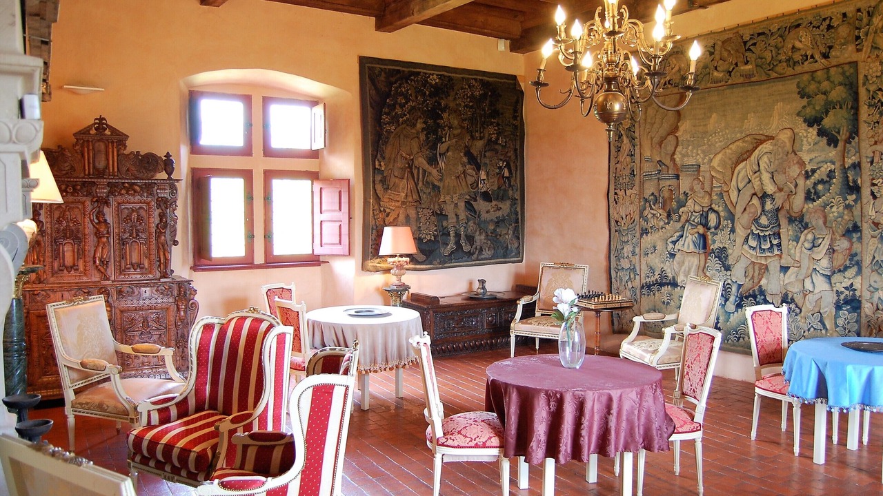 Photo of Others in Conques