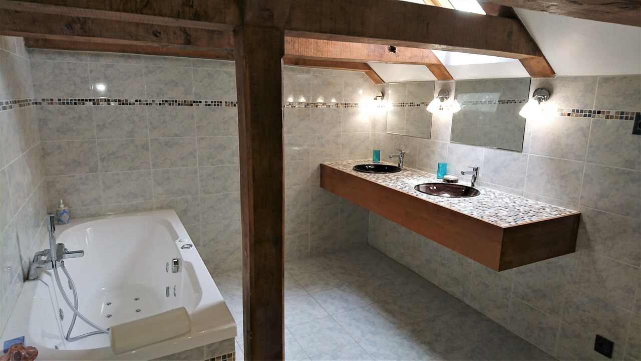 Photo of Bathroom in Conques