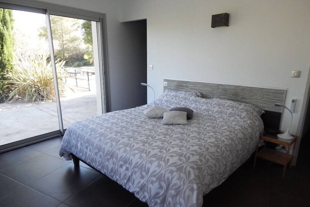 Photo of Bedroom in Saint-Gely-du-Fesc
