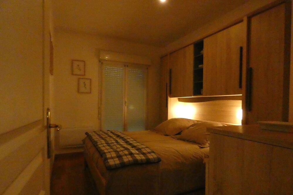 Photo of Bedroom in Lamorlaye