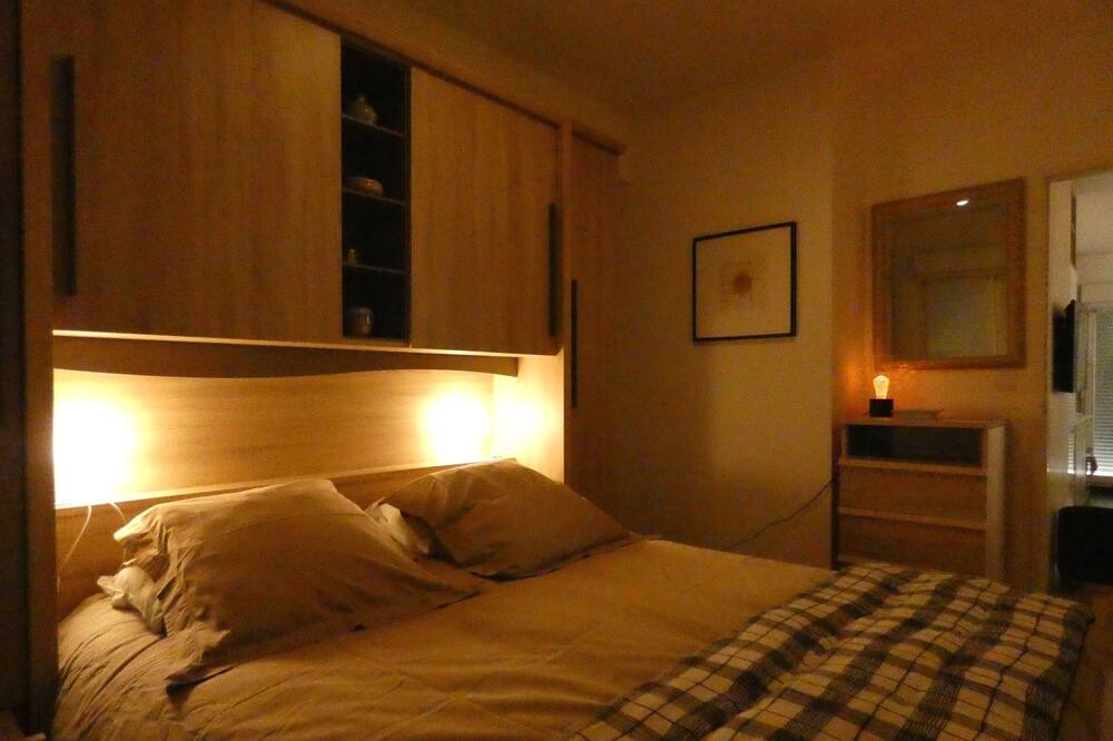 Photo of Bedroom in Lamorlaye