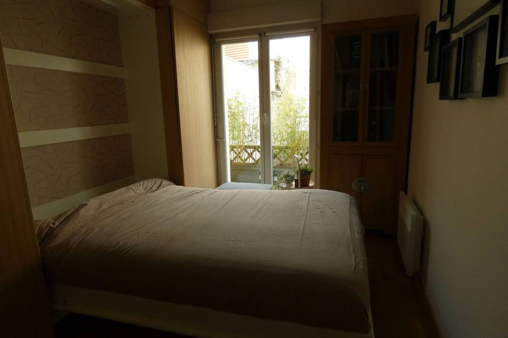 Photo of Bedroom in Lamorlaye