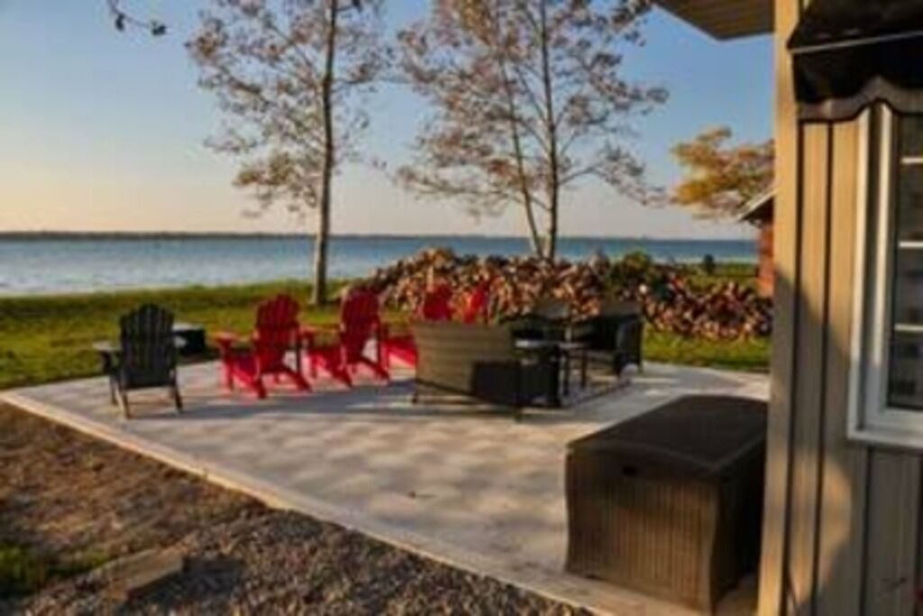 Photo of Outdoor in Boblo Island