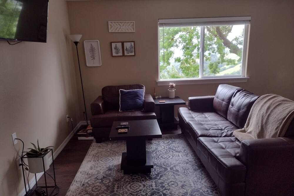 Photo of Livingroom in Benbow