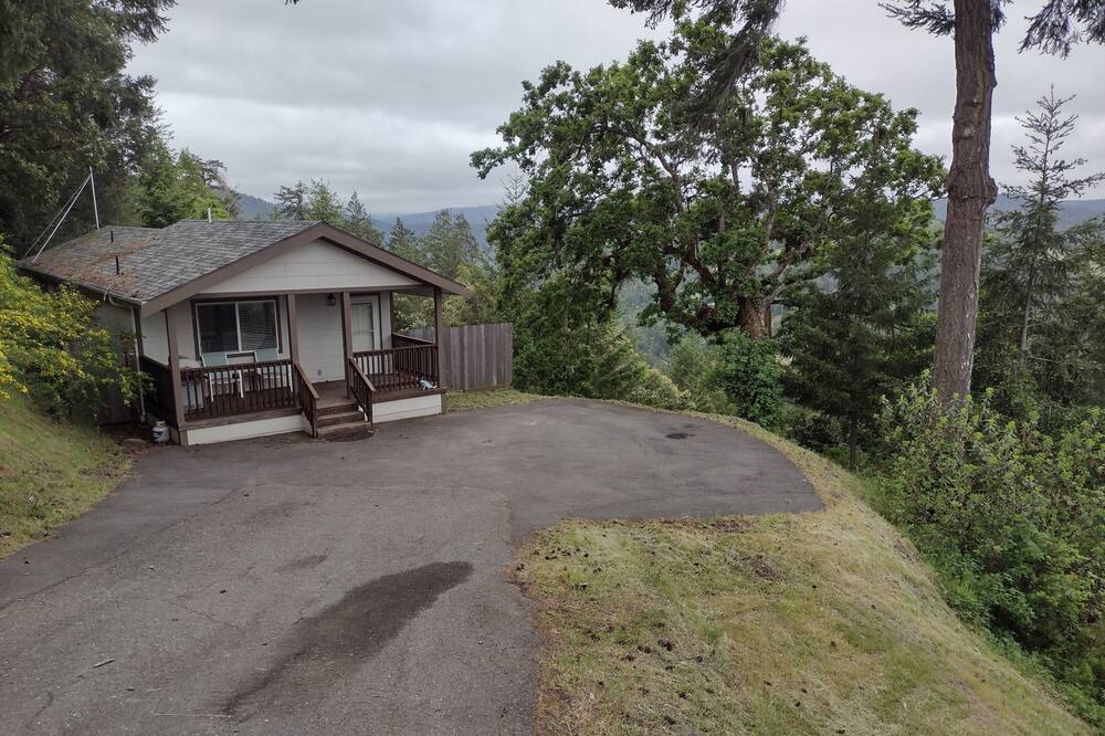 Photo of Outdoor in Benbow