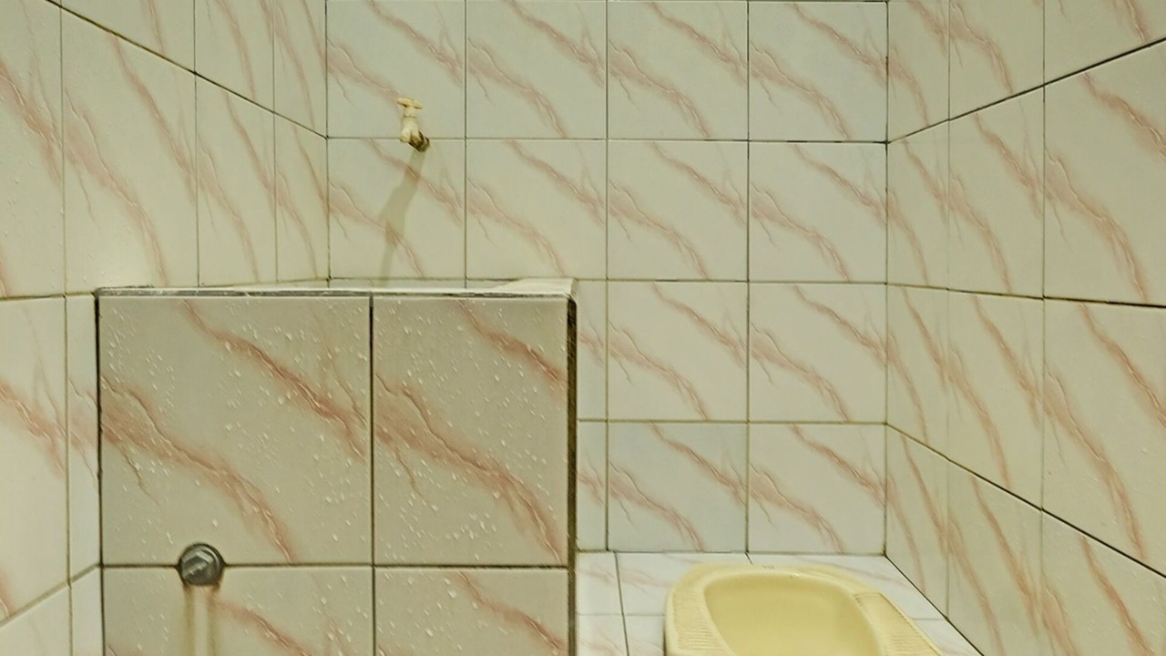 Photo of Bathroom in Pakem