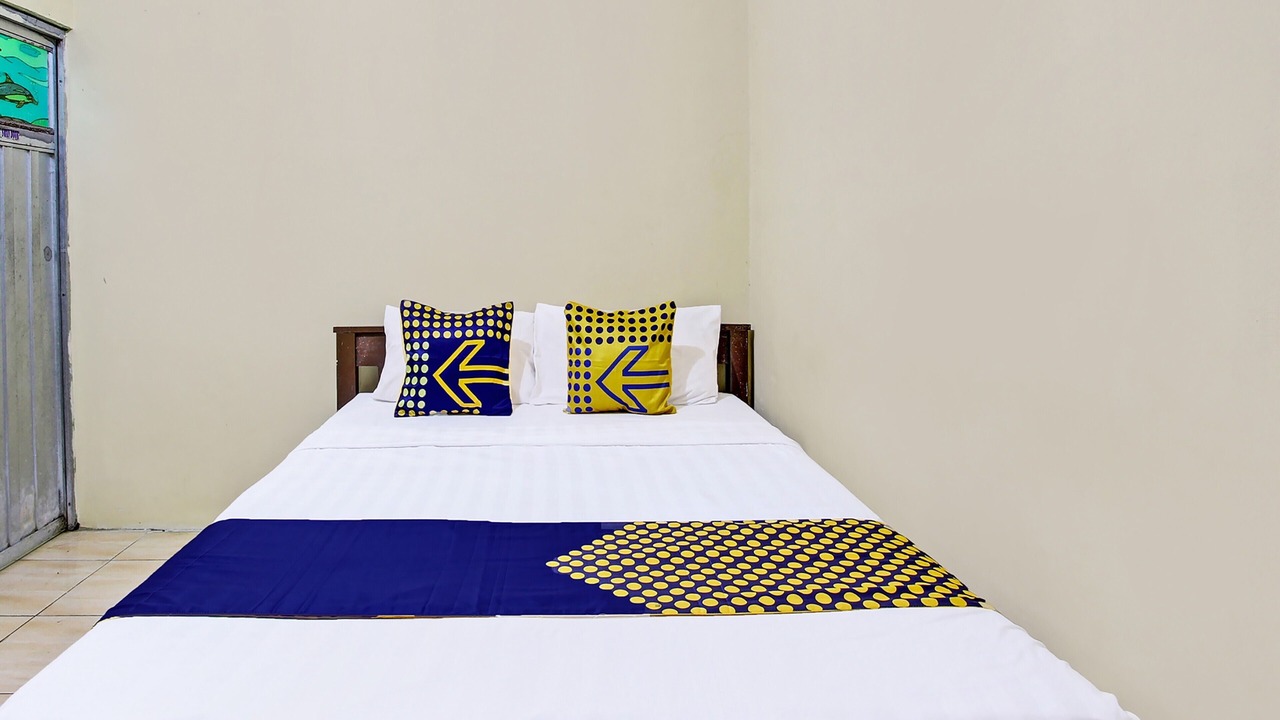 Photo of Bedroom in Temon