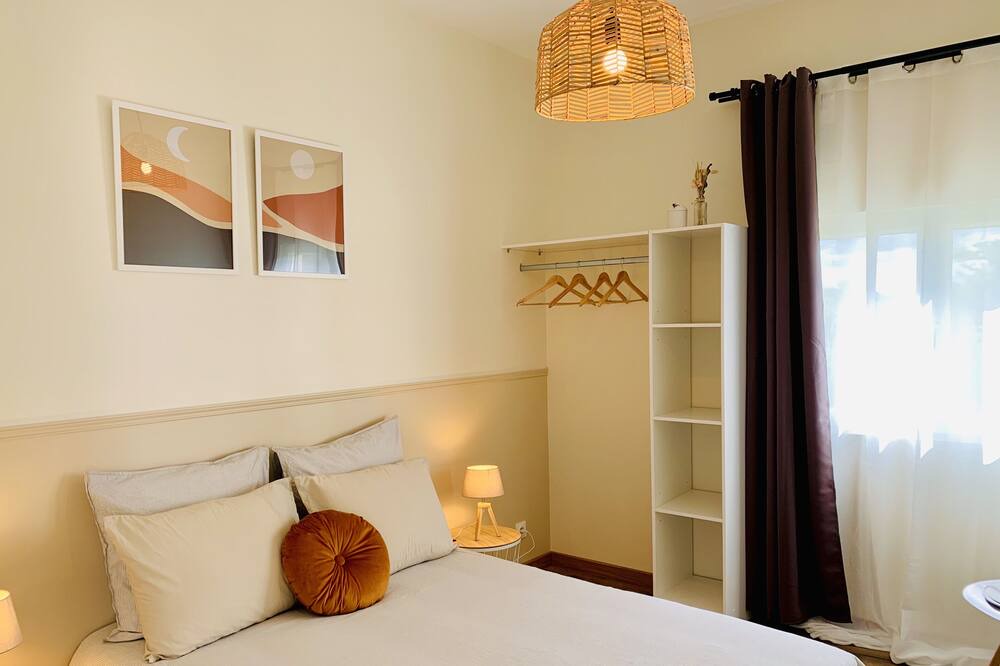 Photo of Bedroom in Monts-sur-Guesnes