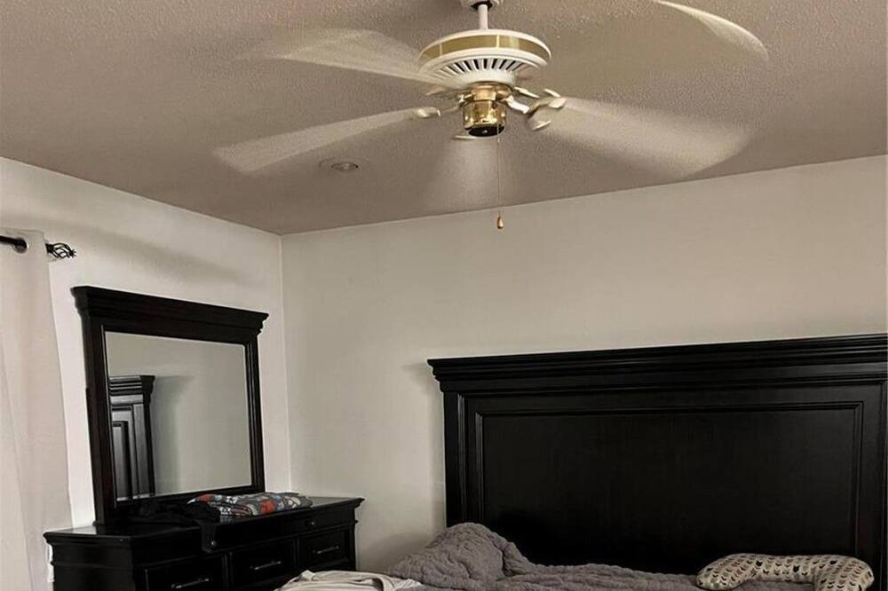 Photo of Bedroom in Kennett
