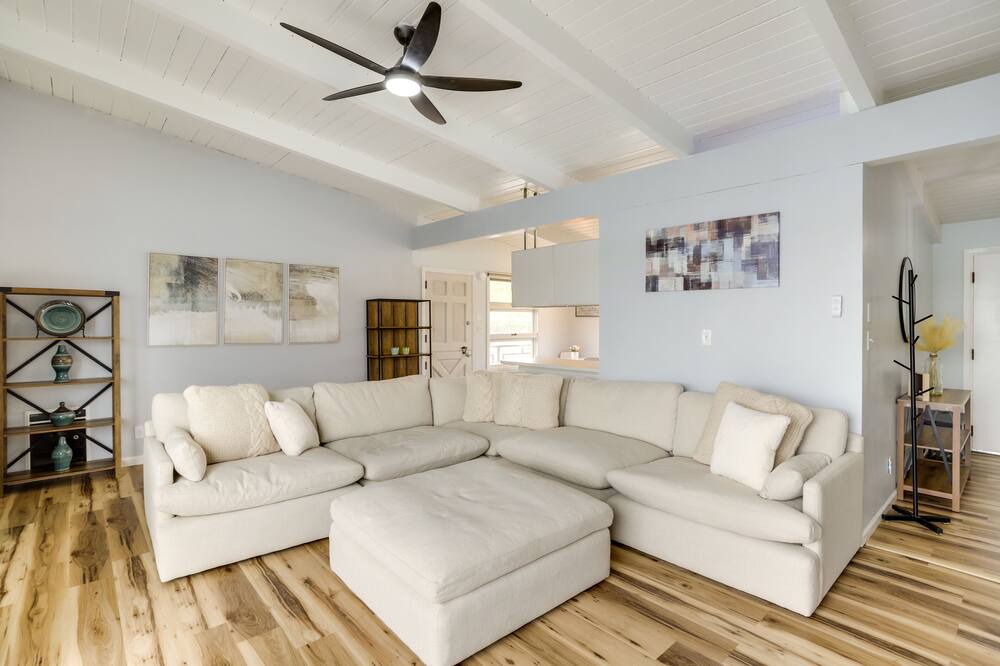 Photo of Livingroom in Elkhart