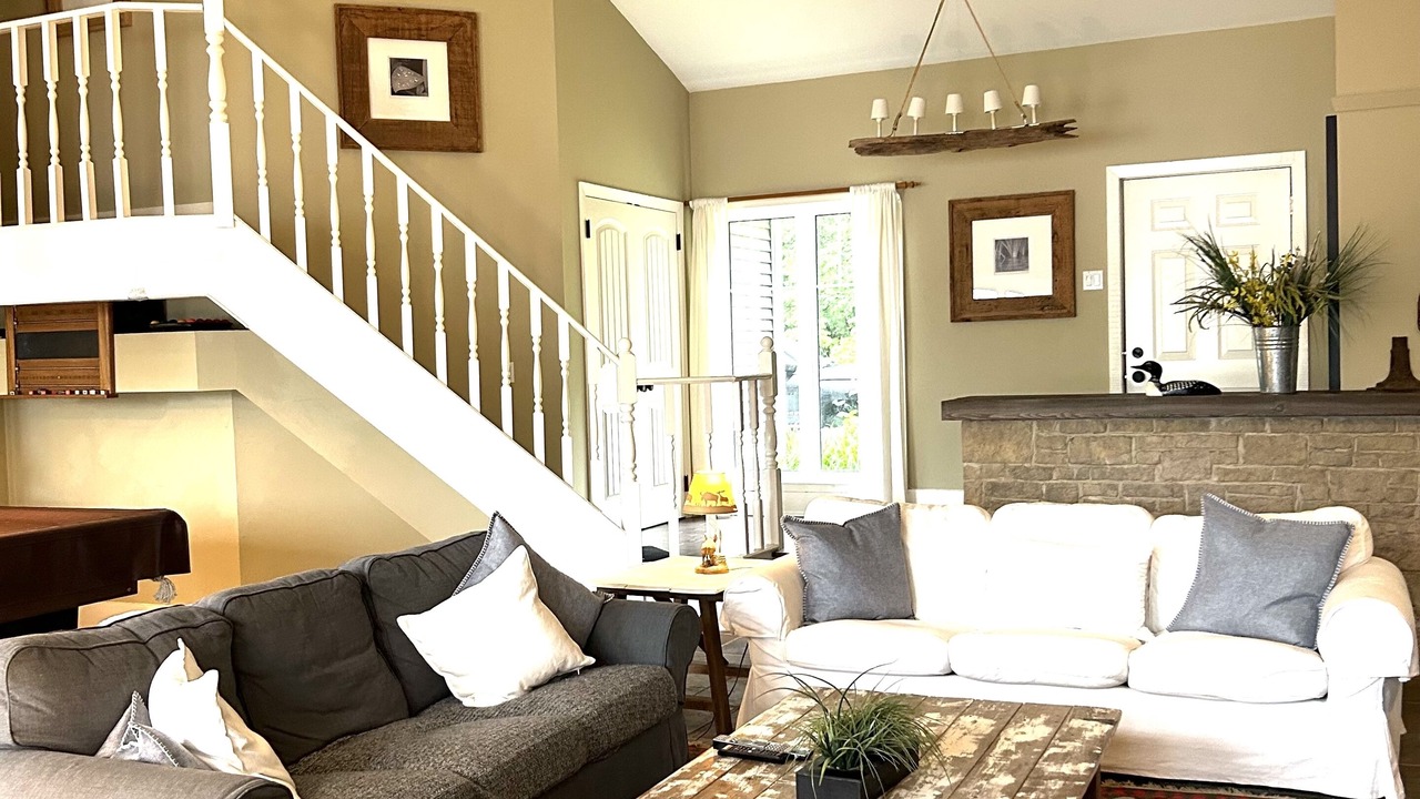Photo of Livingroom in Baysville
