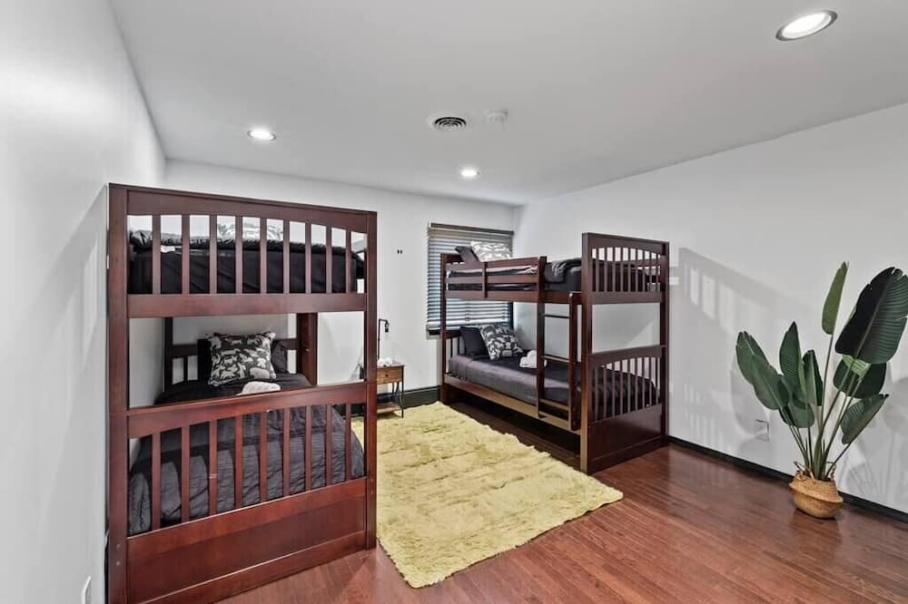 Photo of Bedroom in Washingtonville