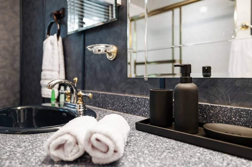 Photo of Bathroom in Washingtonville