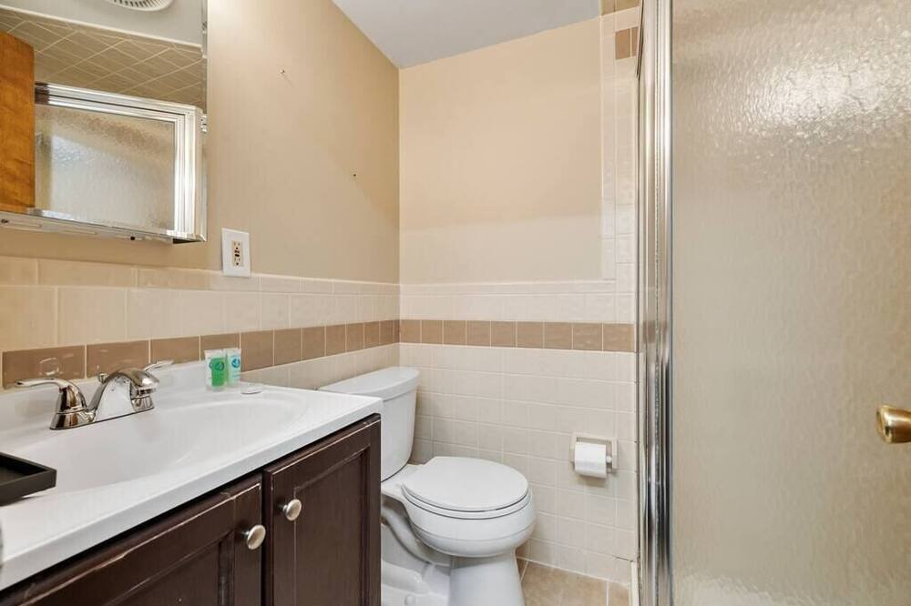 Photo of Bathroom in Washingtonville
