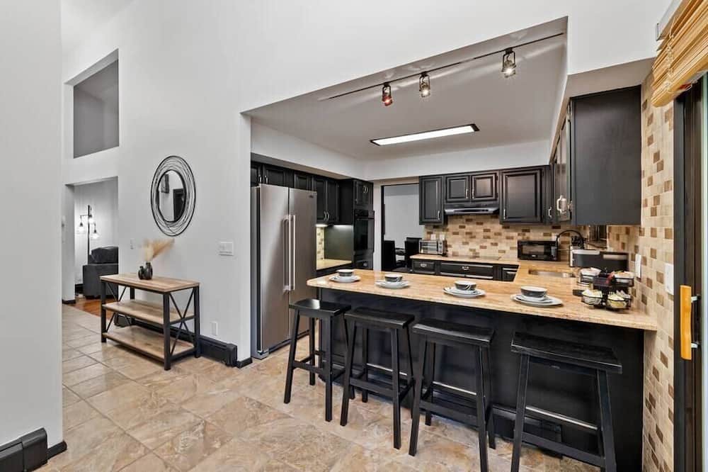 Photo of Kitchen in Washingtonville