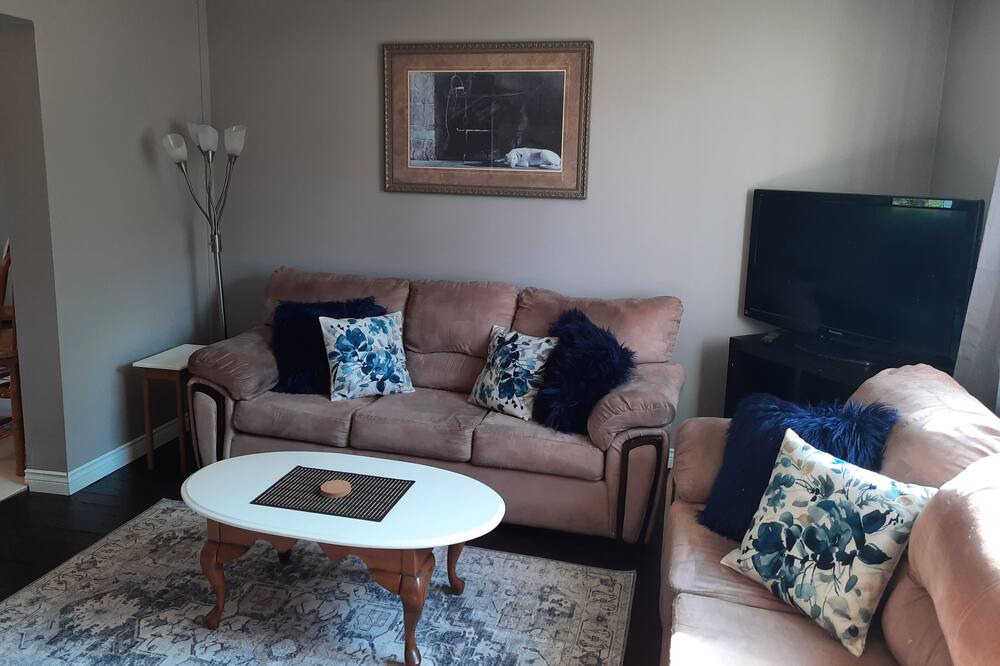 Photo of Livingroom in Kearney