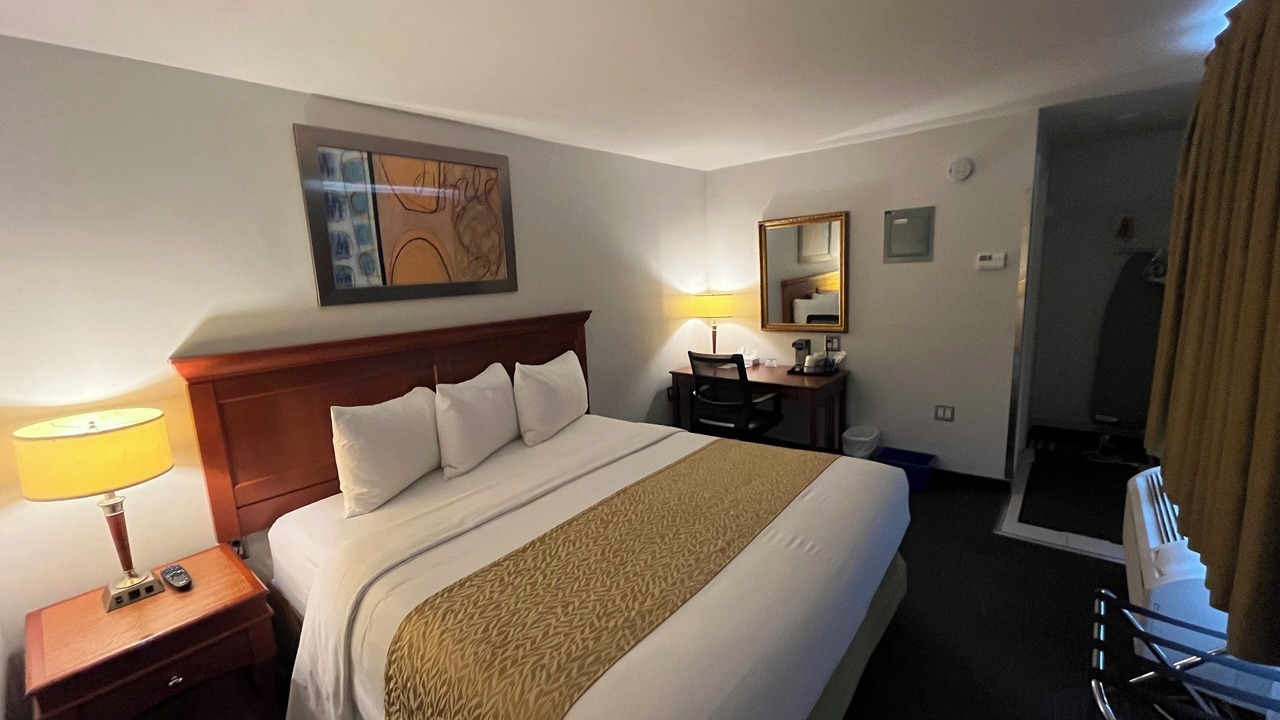 Photo of Bedroom in Mattawa