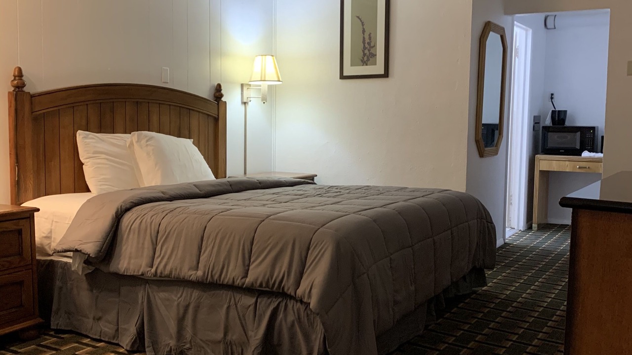 Photo of Bedroom in Raton