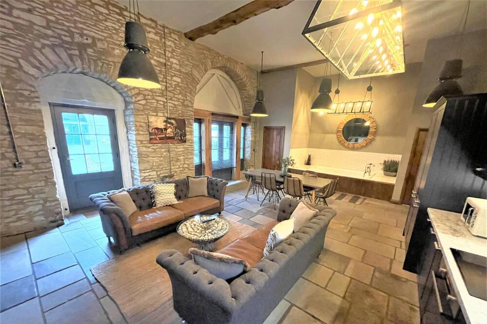 Photo of Livingroom in Fremington