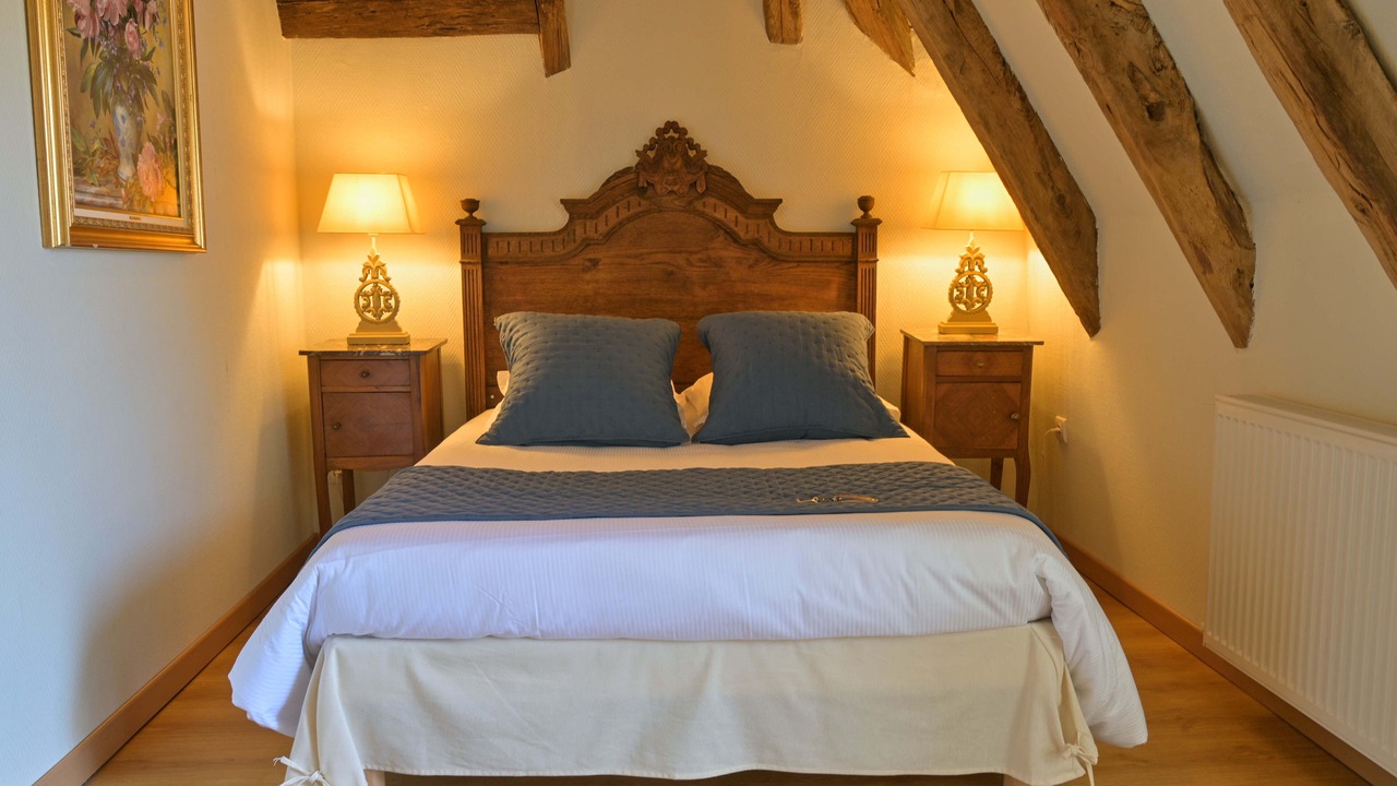 Photo of Bedroom in Camps-Saint-Mathurin-Leobazel