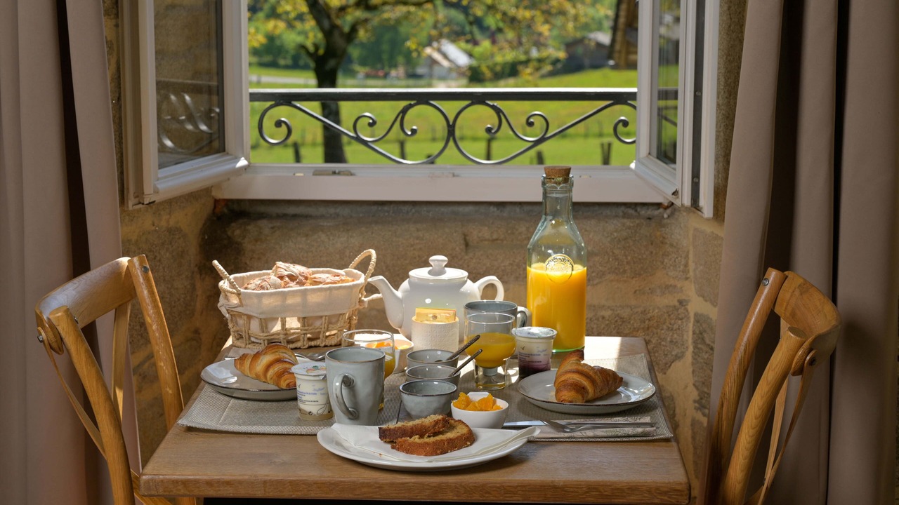 Photo of Others in Camps-Saint-Mathurin-Leobazel