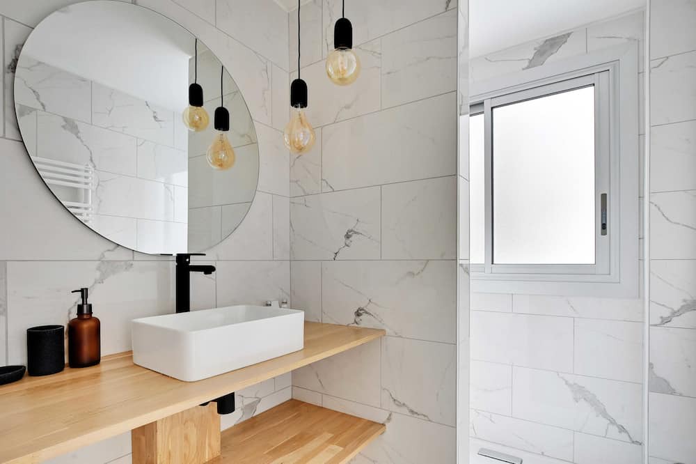 Photo of Bathroom in Quartier du Petit-Montrouge