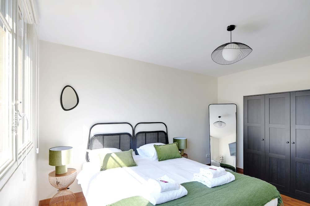 Photo of Bedroom in Republique–Point-du-Jour