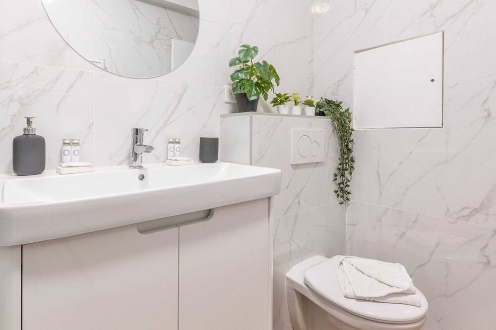 Photo of Bathroom in 10th Arrondissement