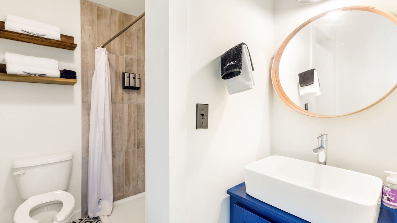 Photo of Bathroom in Falls of Rough
