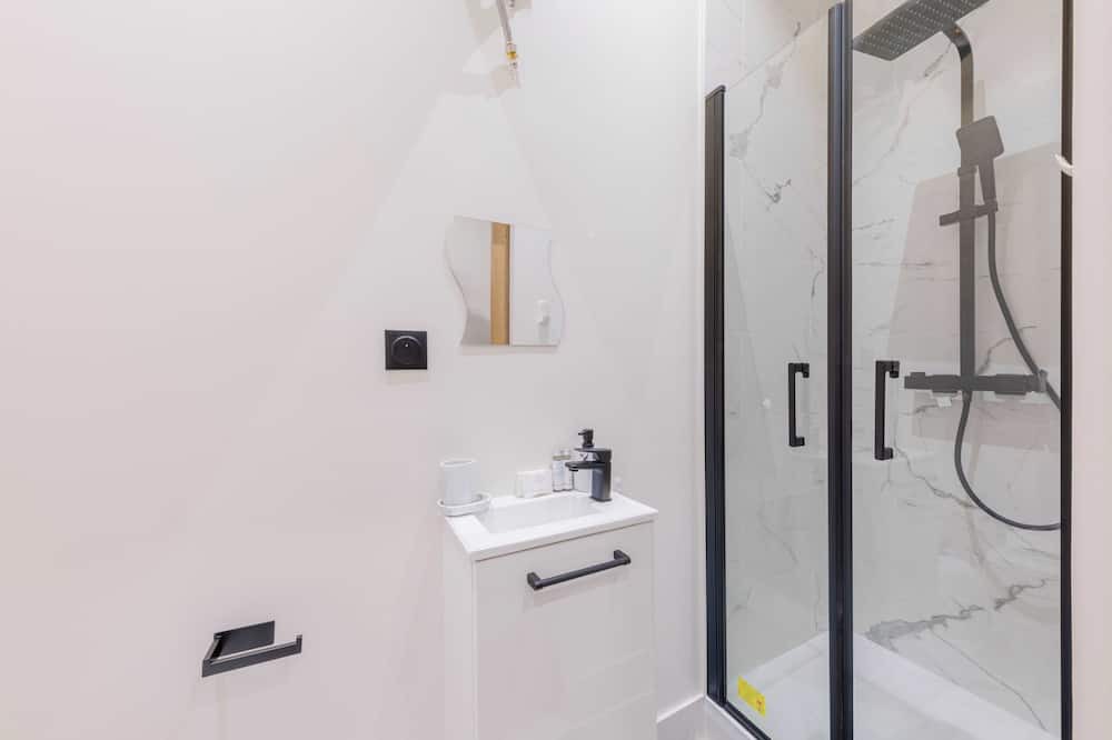 Photo of Bathroom in Porte-Dauphine