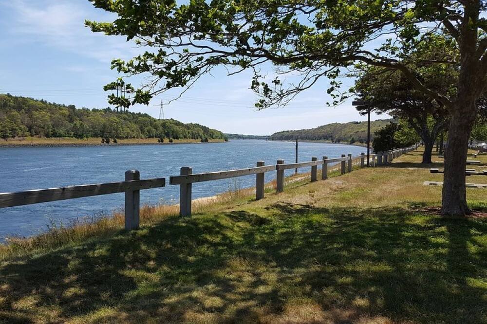 Photo of Outdoor in Marstons Mills