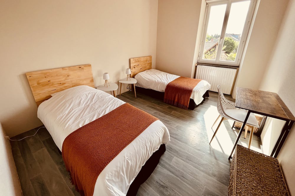 Photo of Bedroom in Saint-Yrieix-la-Perche