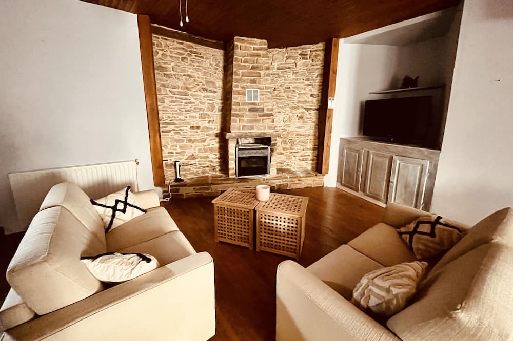 Photo of Livingroom in Saint-Yrieix-la-Perche