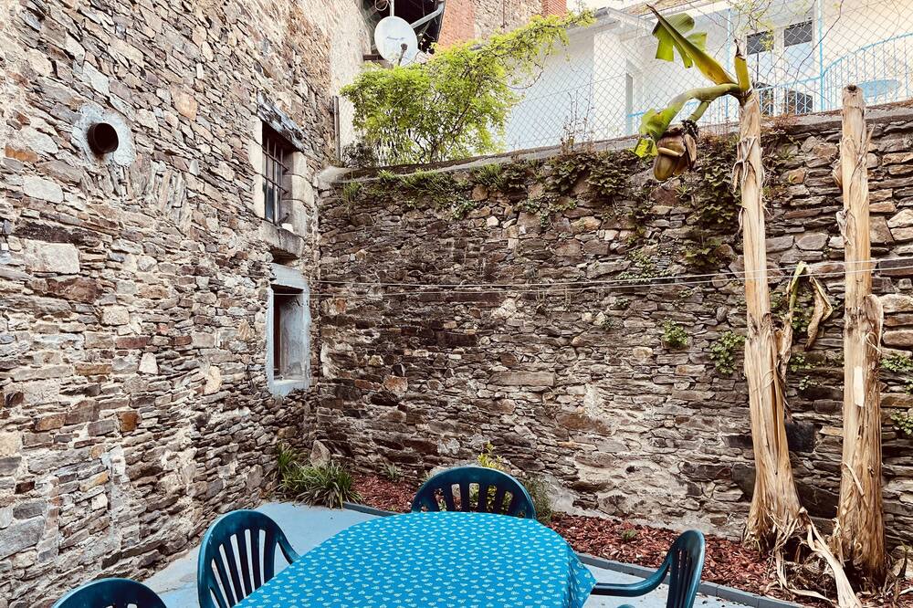 Photo of Outdoor in Saint-Yrieix-la-Perche