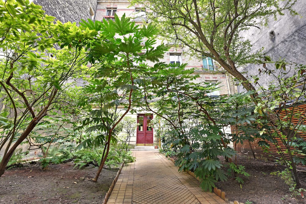 Photo of Outdoor in Batignolles