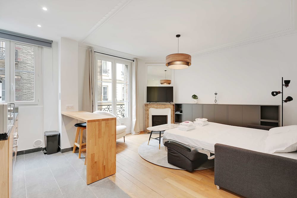Photo of Bedroom in Batignolles