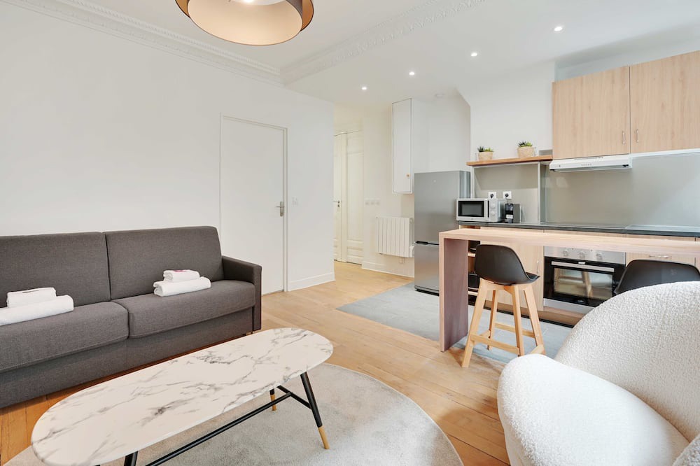 Photo of Livingroom in Batignolles