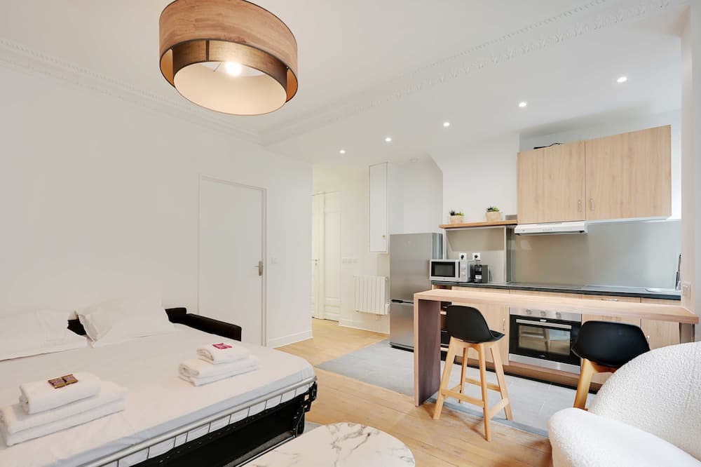 Photo of Bedroom in Batignolles