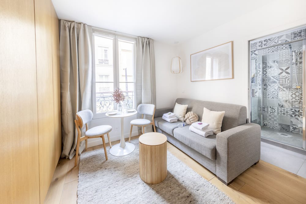 Photo of Livingroom in Quartier de la Plaine-de-Monceaux