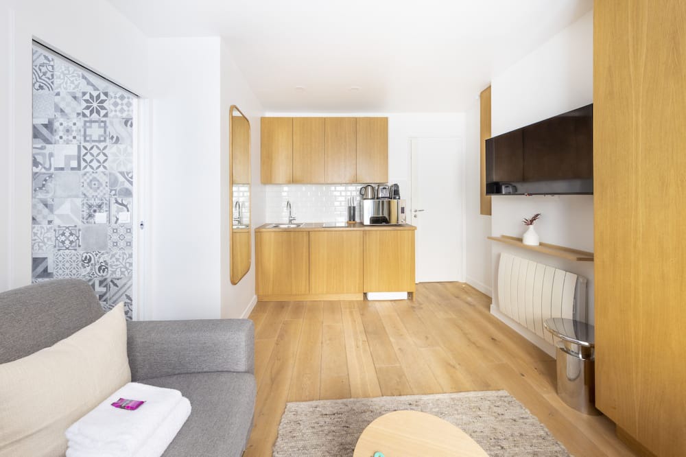 Photo of Kitchen in Quartier de la Plaine-de-Monceaux
