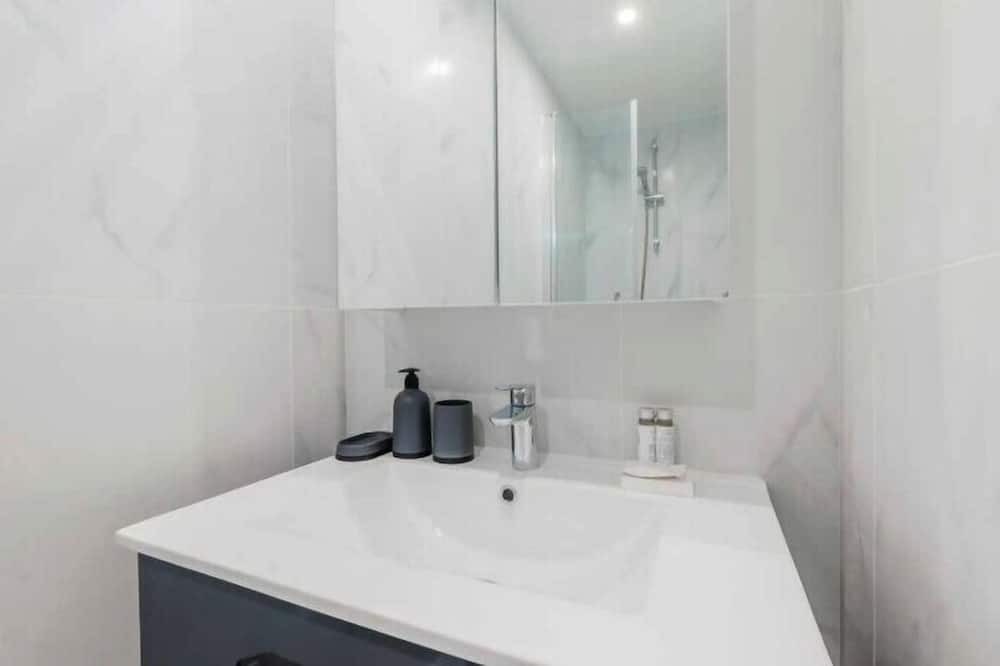 Photo of Bathroom in Centre Ville